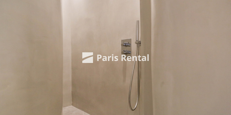 Shower-room 1 - 
    6th district
  St.Germain des Prés, Paris 75006

