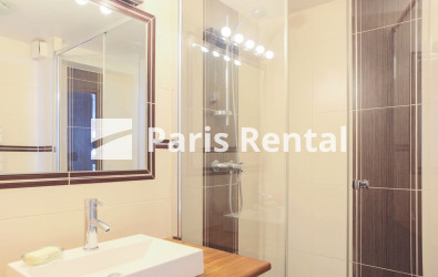 Bathroom (shower only) - 
    2nd district
  Bourse, Paris 75002
