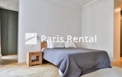 Master bedroom - 
    8th district
  Monceau, Paris 75008
