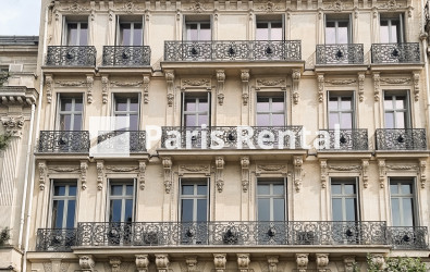 Building - 
    16th district
  Etoile, Paris 75016
