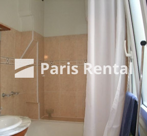 Bathroom - 
    8th district
  Madeleine / Opéra / Tuileries, Paris 75008
