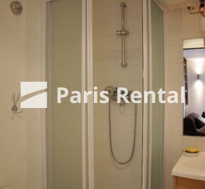 Bathroom (shower only) - 
    13th district
  Paris 75013
