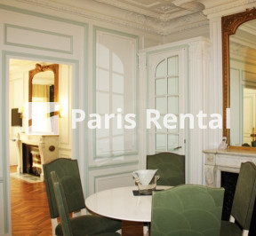 Dining room - 
    8th district
  Etoile, Paris 75008
