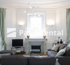 Living room - 
    7th district
  Invalides, Paris 75007
