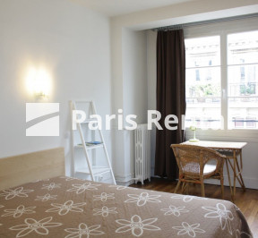 Bedroom - 
    14th district
  Paris 75014
