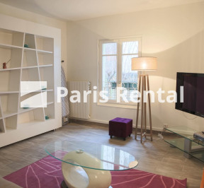 Living room - dining room - 
    16th district
  Champs-Elysées / Etoile / Victor Hugo, Paris 75116
