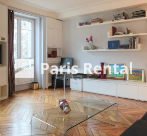 Living room - 
    1st district
  Paris 75001
