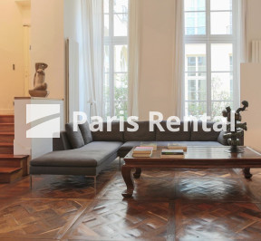 Living room - dining room - 
    6th district
  St.Germain des Prés, Paris 75006
