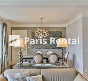 Living room - dining room - 
    16th district
  Porte Maillot, Paris 75016
