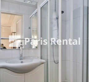 Bathroom (shower only) - 
    5th district
  Censier, Paris 75005
