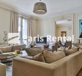 Living room - dining room - 
    8th district
  Champs-Elysées, Paris 75008
