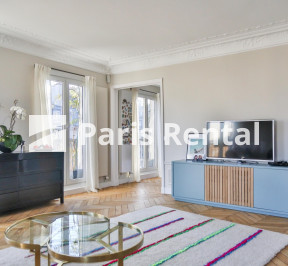 Living room - 
    12th district
  Bastille, Paris 75012
