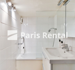 Bathroom - 
    7th district
  Bac - St Germain, Paris 75007
