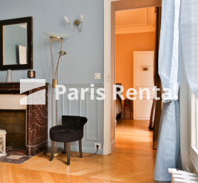 Living room - dining room - 
    8th district
  Champs-Elysées, Paris 75008
