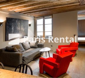 Living room - 
    7th district
  St.Germain des Prés, Paris 75007
