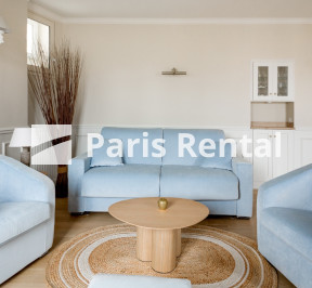 Living room - 
    11th district
  République, Paris 75011
