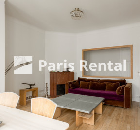  - 
    15th district
  Grenelle, Paris 75015
