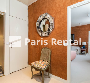  - 
    7th district
  Bac - St Germain, Paris  75007
