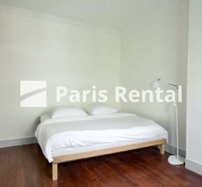  - 
    15th district
  Grenelle, Paris 75015
