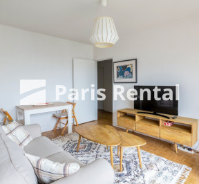  - 
    15th district
  Grenelle, Paris 75015
