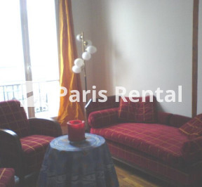 Living room - 
    2nd district
  Paris 75002
