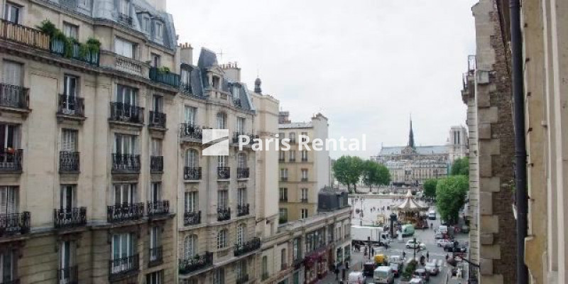 View - 
    4th district
  Le Marais, Paris 75004
