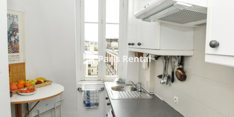 Kitchen - 
    17th district
  Epinettes, Paris 75017
