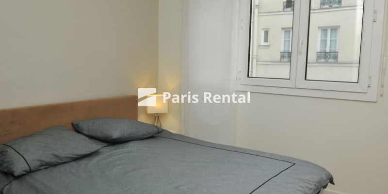 Bedroom - 
    7th district
  Tour Eiffel / Ecole Militaire, Paris 75007
