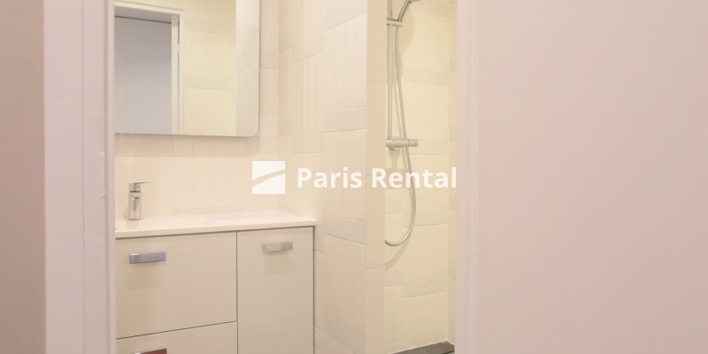 Bathroom (shower only) - 
    4th district
  Le Marais, Paris 75004
