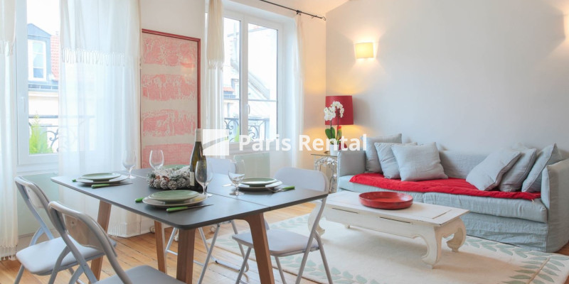 Living room - dining room - 
    4th district
  Le Marais, Paris 75004
