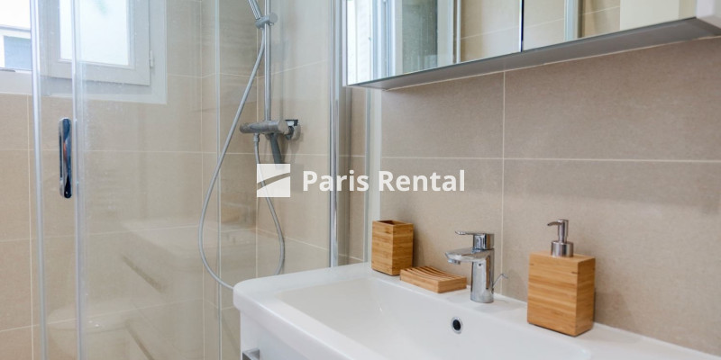 Bathroom (shower only) - 
    15th district
  Javel, Paris 75015
