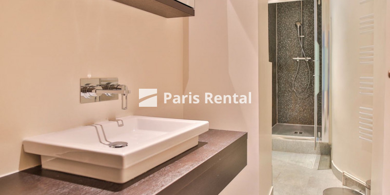 Bathroom (shower only) - 
    6th district
  Saint Germain des Prés / Quartier Latin / Luxembourg, Paris 75006
