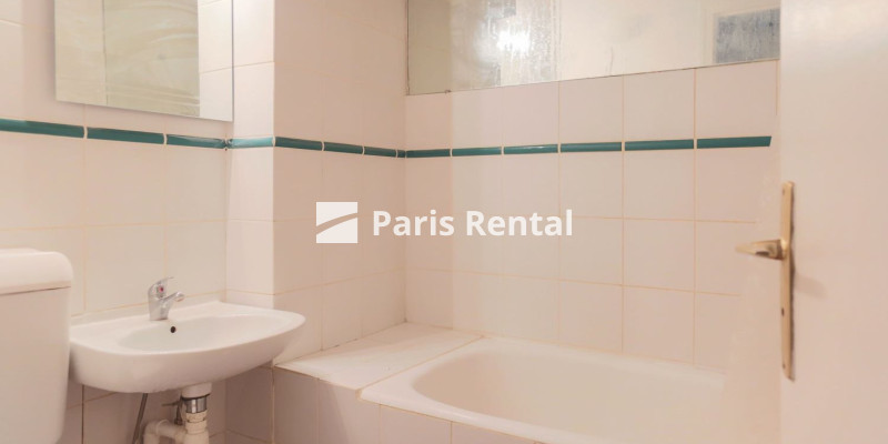 Bathroom - 
    6th district
  Odéon, Paris 75006
