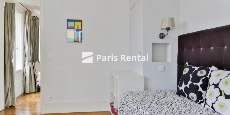 Bedroom 1 - 
    16th district
  Porte Maillot, Paris 75016
