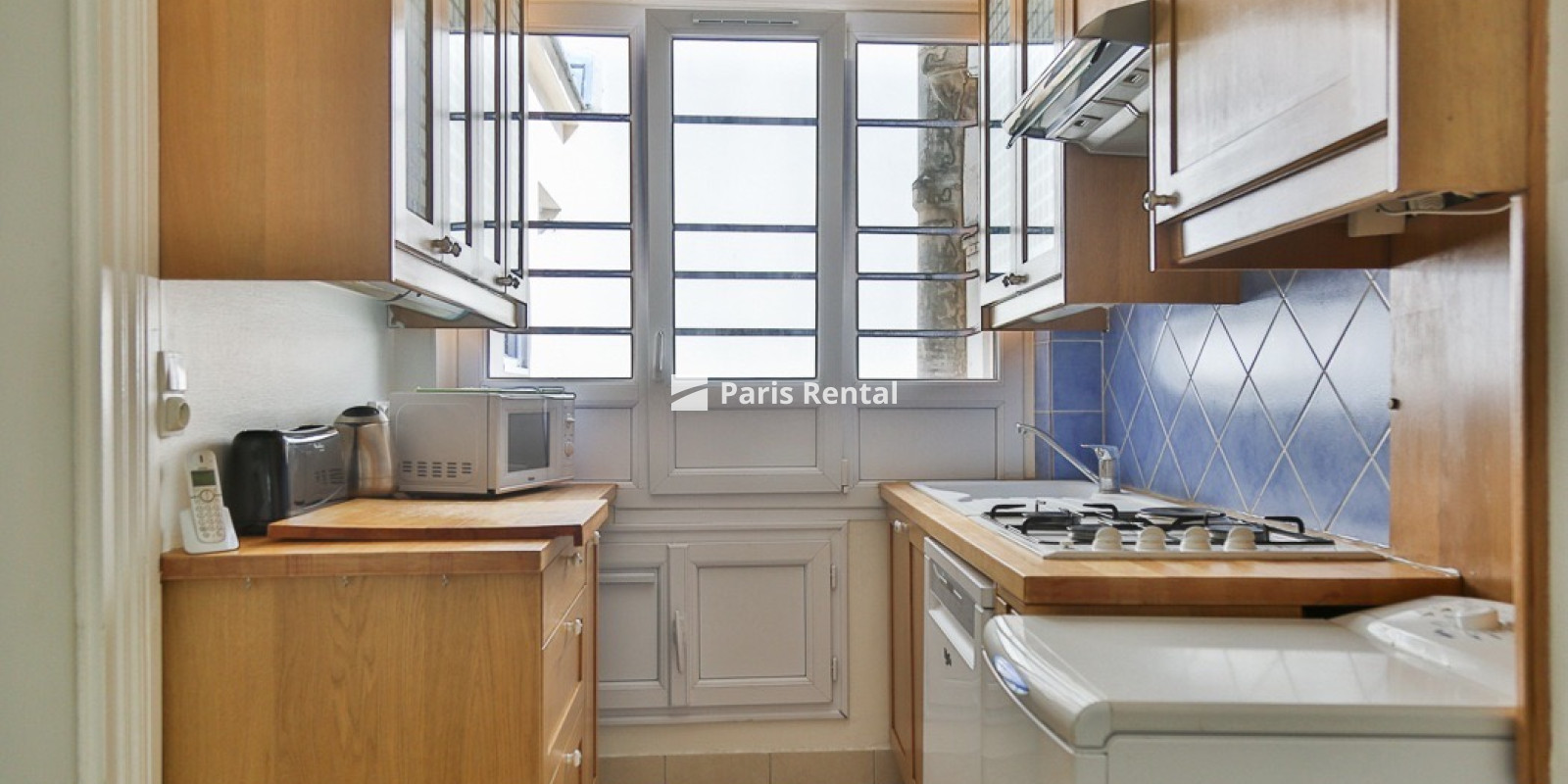 Kitchen - 
    5th district
  Quartier Latin, Paris 75005
