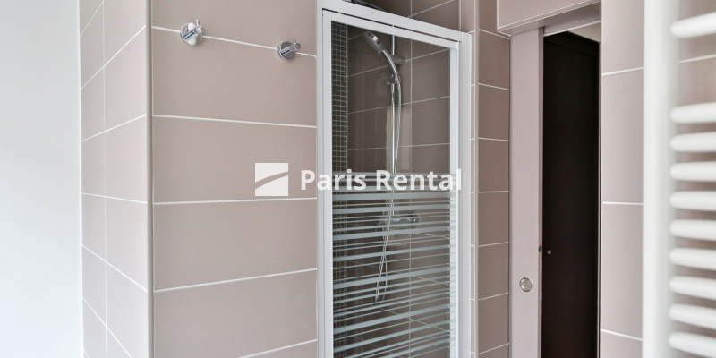 Bathroom (shower only) - 
    8th district
  Monceau, Paris 75008
