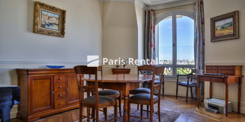 Living room - dining room - 
    16th district
  Bois de Boulogne, Paris 75016
