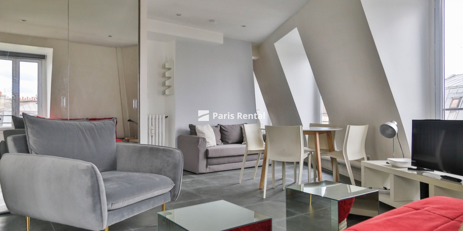 Living room - dining room - 
    8th district
  Monceau, Paris 75008
