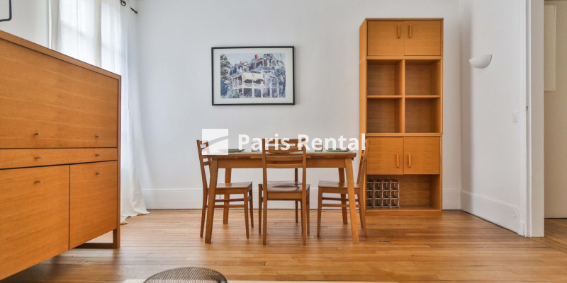 Living room - dining room - 
    12th district
  Bel-Air, Paris 75012
