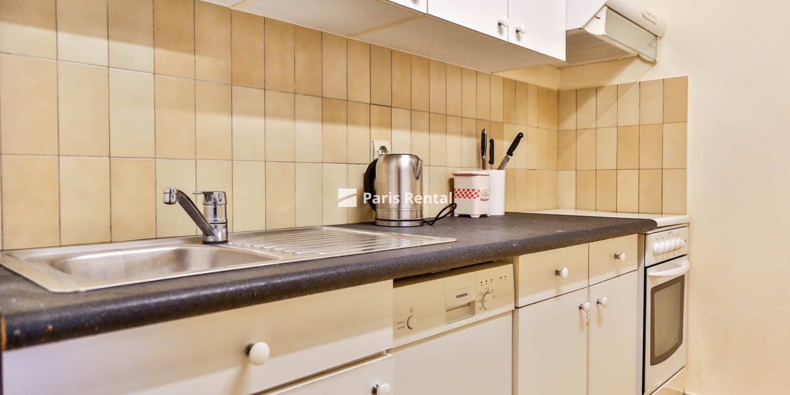 Kitchen - 
    16th district
  Passy - La Muette, Paris 75016
