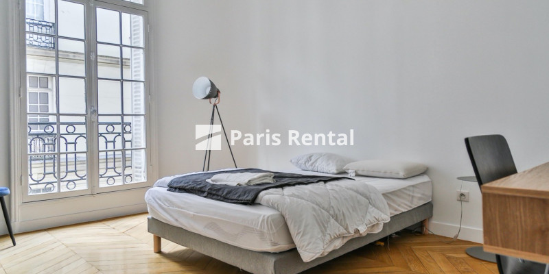 Bedroom 3 - 
    17th district
  Wagram, Paris 75017
