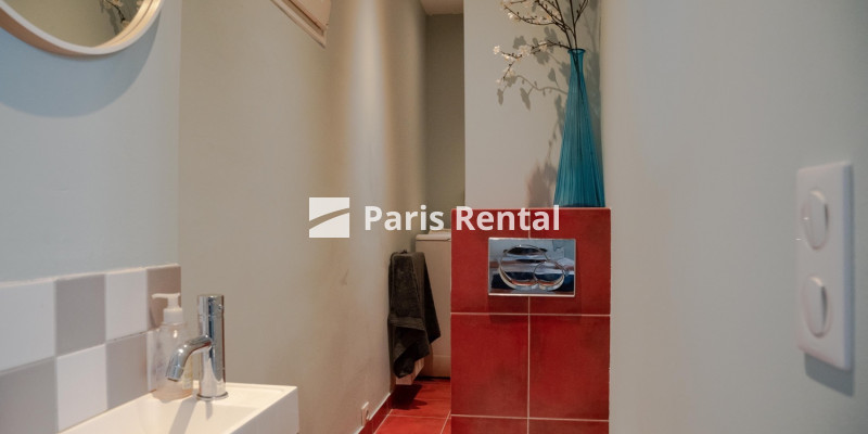 Shower-room - 
    11th district
  Bastille, Paris 75011
