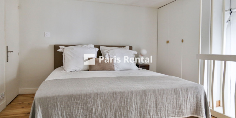 Bedroom - 
    7th district
  Bac - St Germain, Paris 75007

