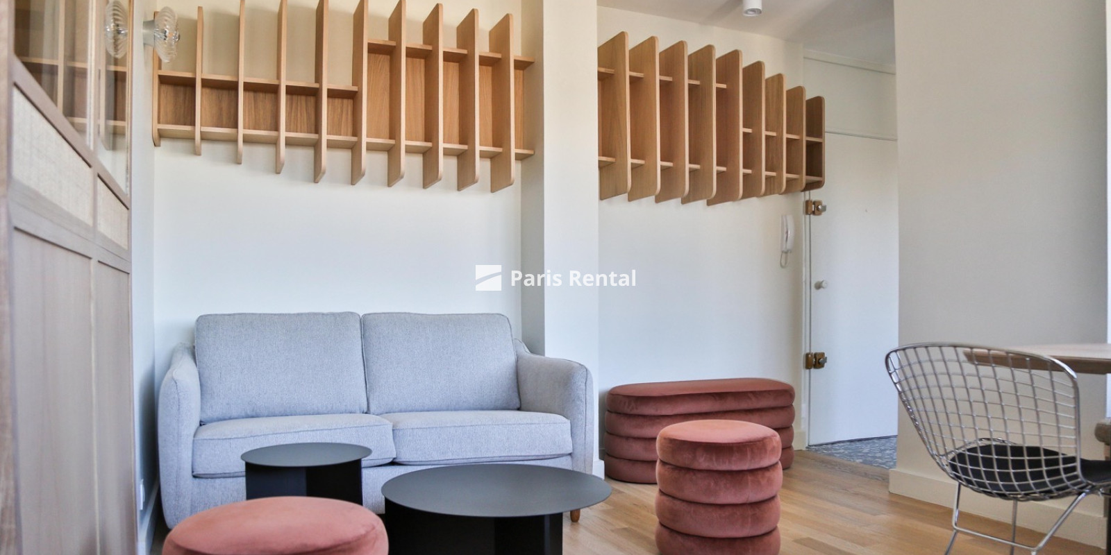 Living room - dining room - 
    7th district
  Gros Caillou, Paris 75007
