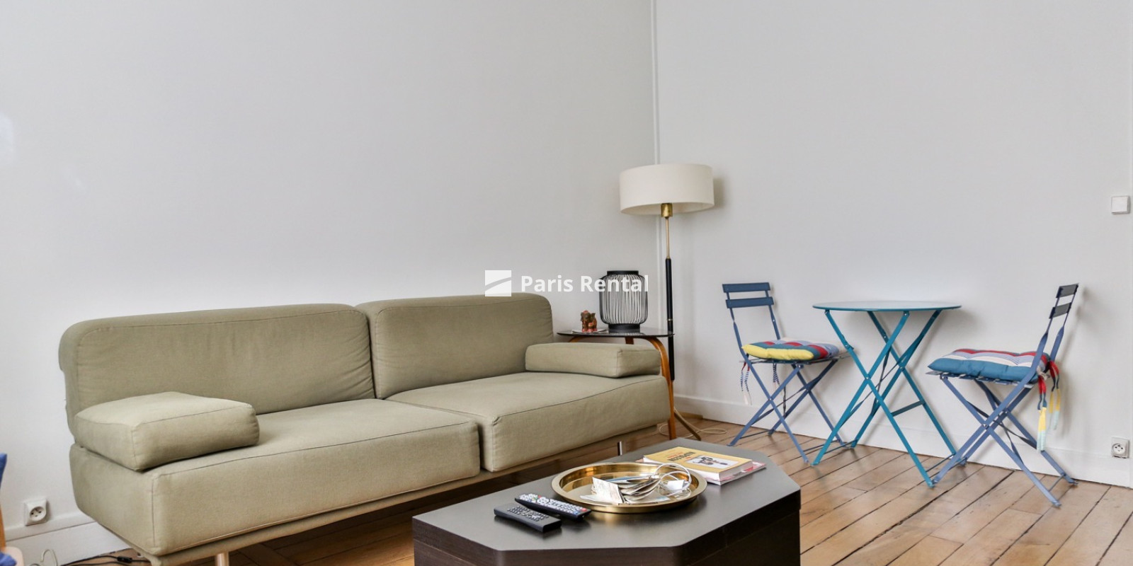 Living room - dining room - 
    16th district
  Alma, Paris 75016
