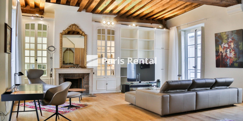 Living room - Bed - 
    6th district
  Saint-Michel, Paris 75006
