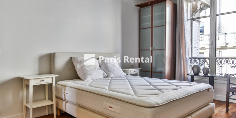 Master bedroom - 
    NEUILLY SUR SEINE
  Neuilly-sur-Seine, NEUILLY SUR SEINE 92200
