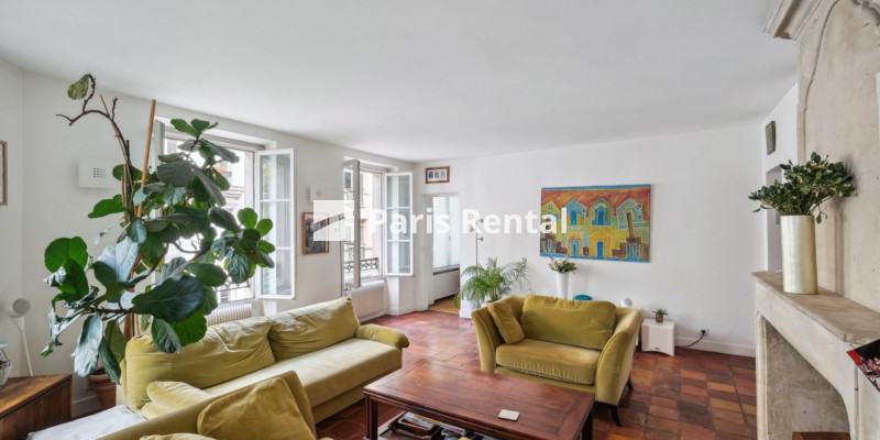Living room - 
    4th district
  Le Marais, Paris 75004
