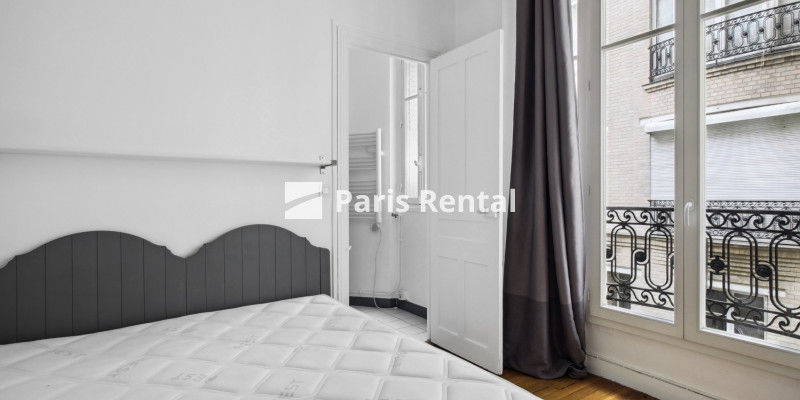 Bedroom 2 - 
    15th district
  Grenelle, Paris 75015
