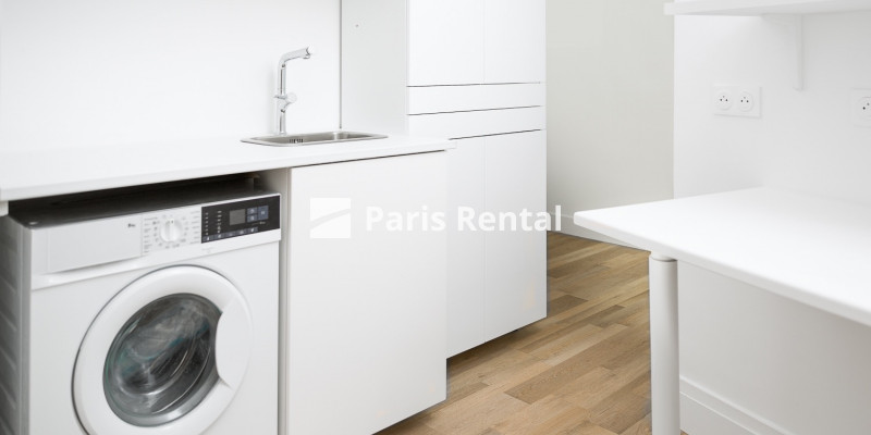 Laundry room - 
    16th district
  Etoile, Paris 75016
